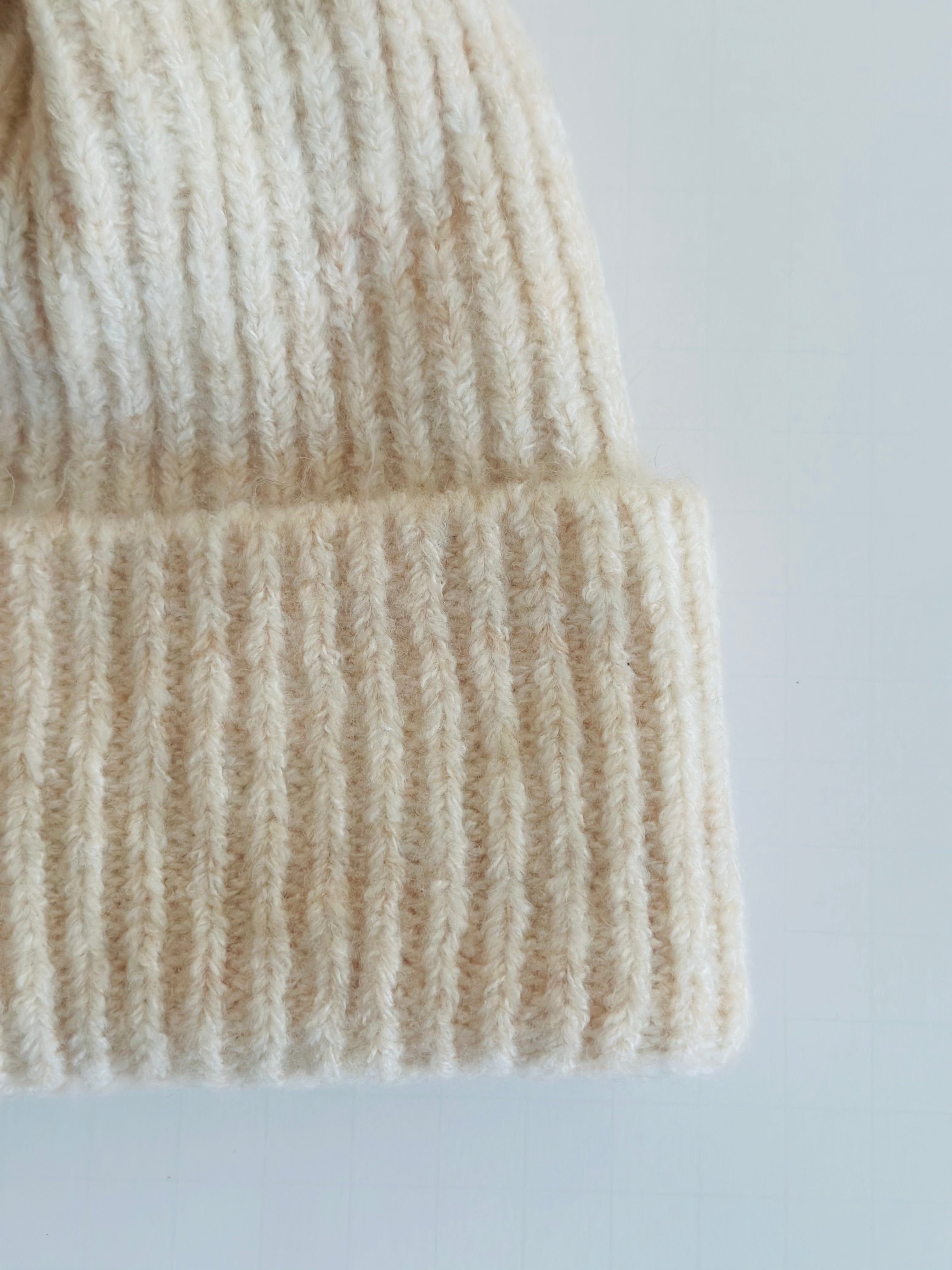 H51 RIBBED BEANIE