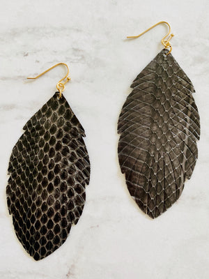 ER114 Reptile feather Earrings