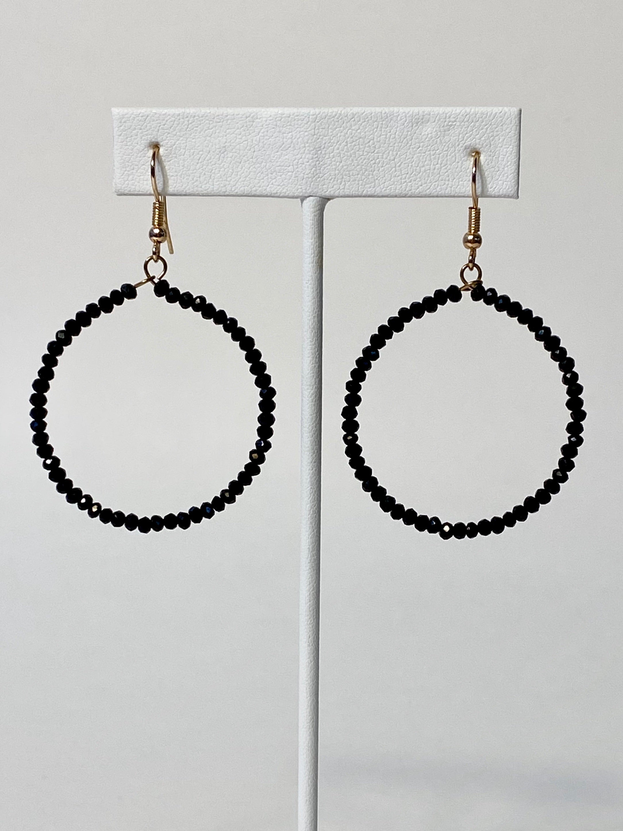 ER84 hoop bead earrings