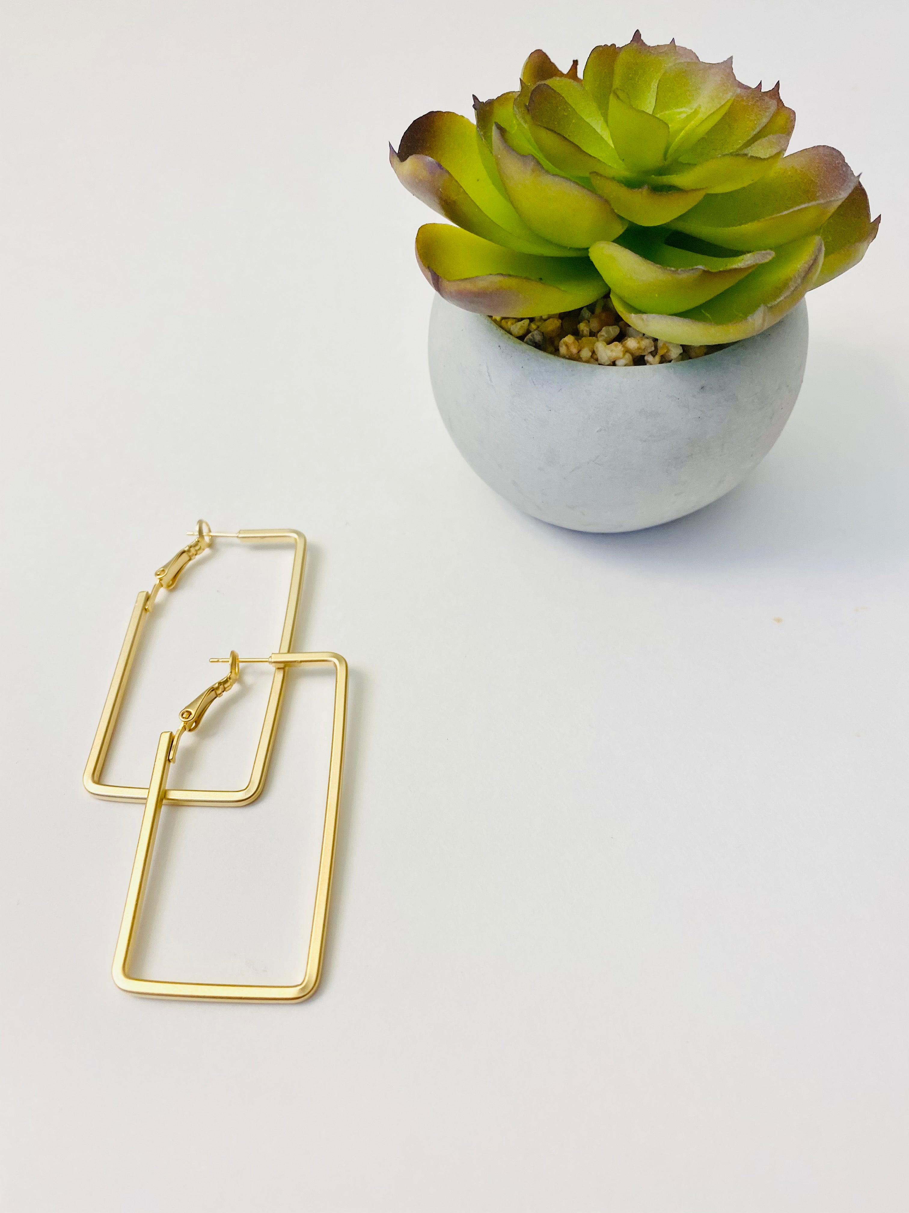 ER122 RECTANGLE EARRING