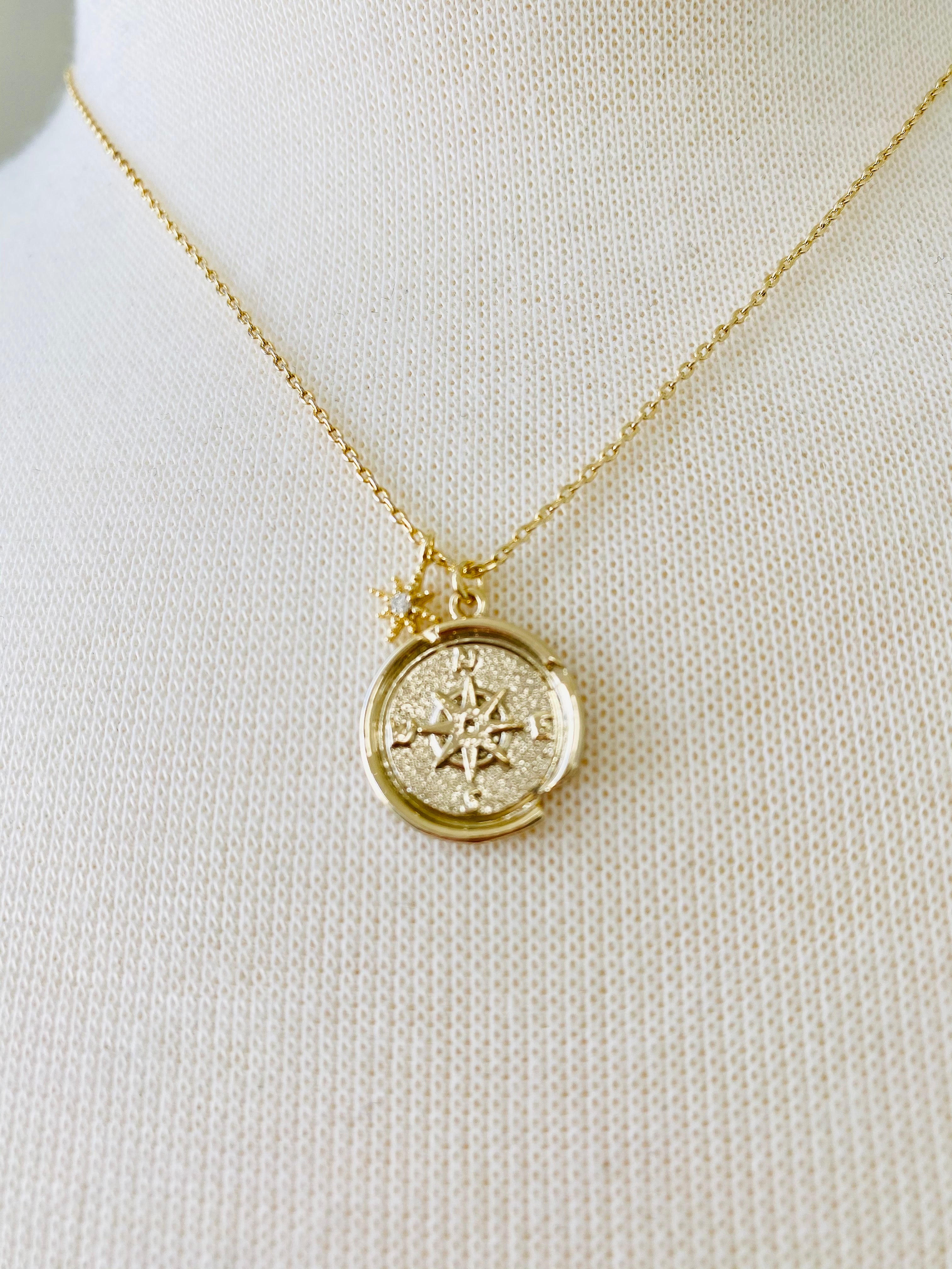 NL48 COMPASS COIN NECKLACE