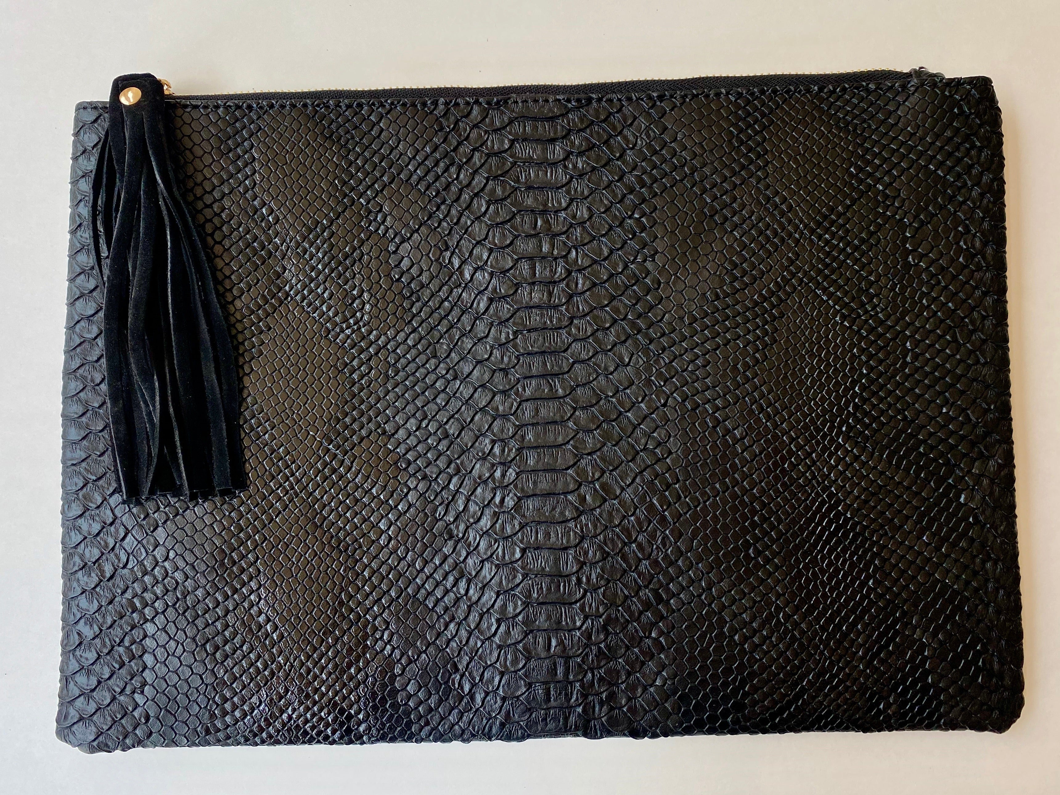 HB12 Faux Snake Clutch Bag