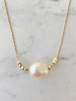 NL31 Pearl necklace