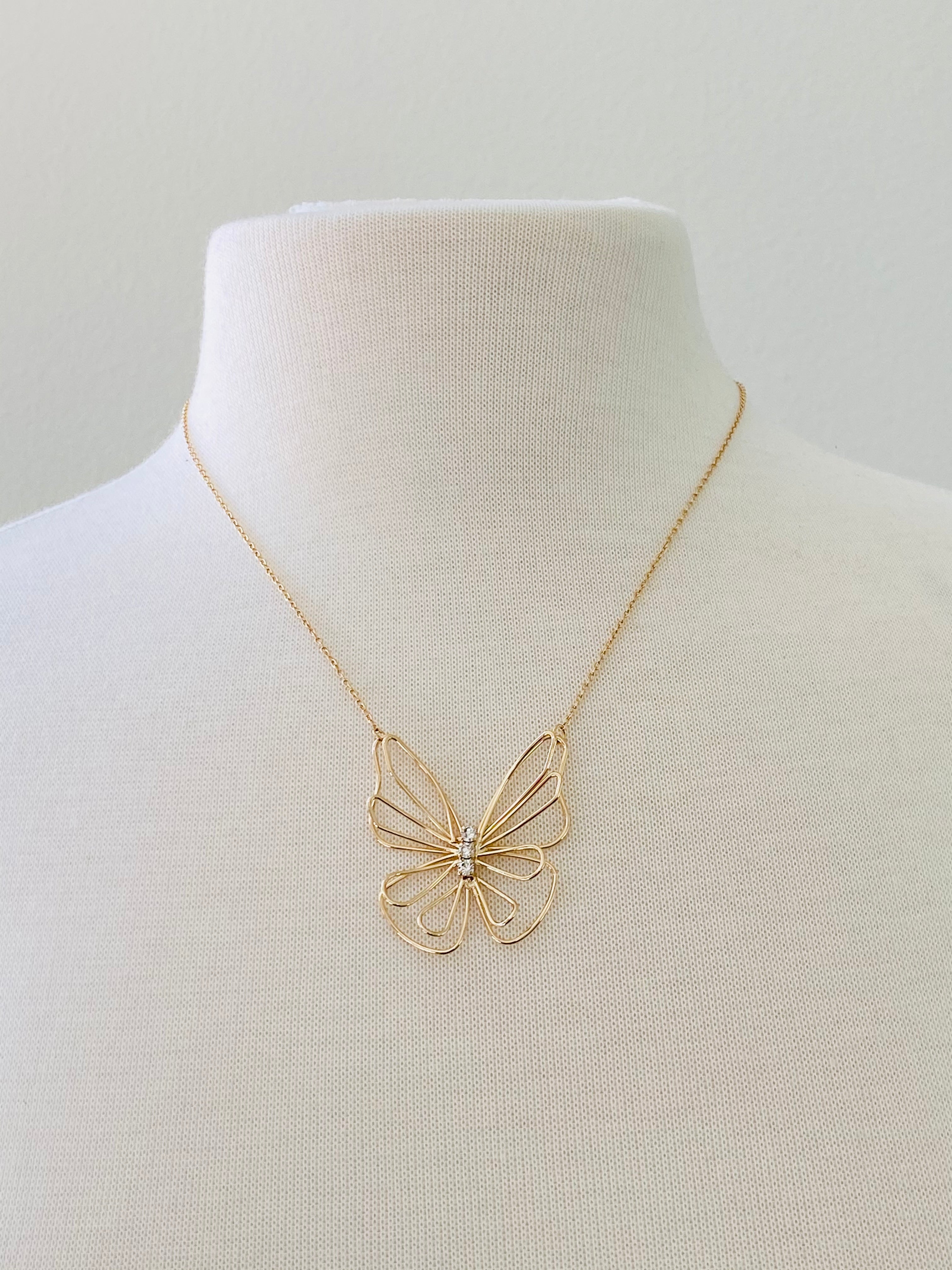 NL58 BUTTERFLY NECKLACE