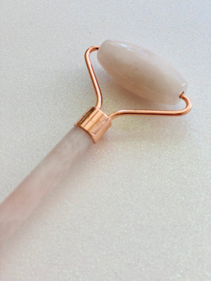 B6 ROSE QUARTZ FACE ROLLER